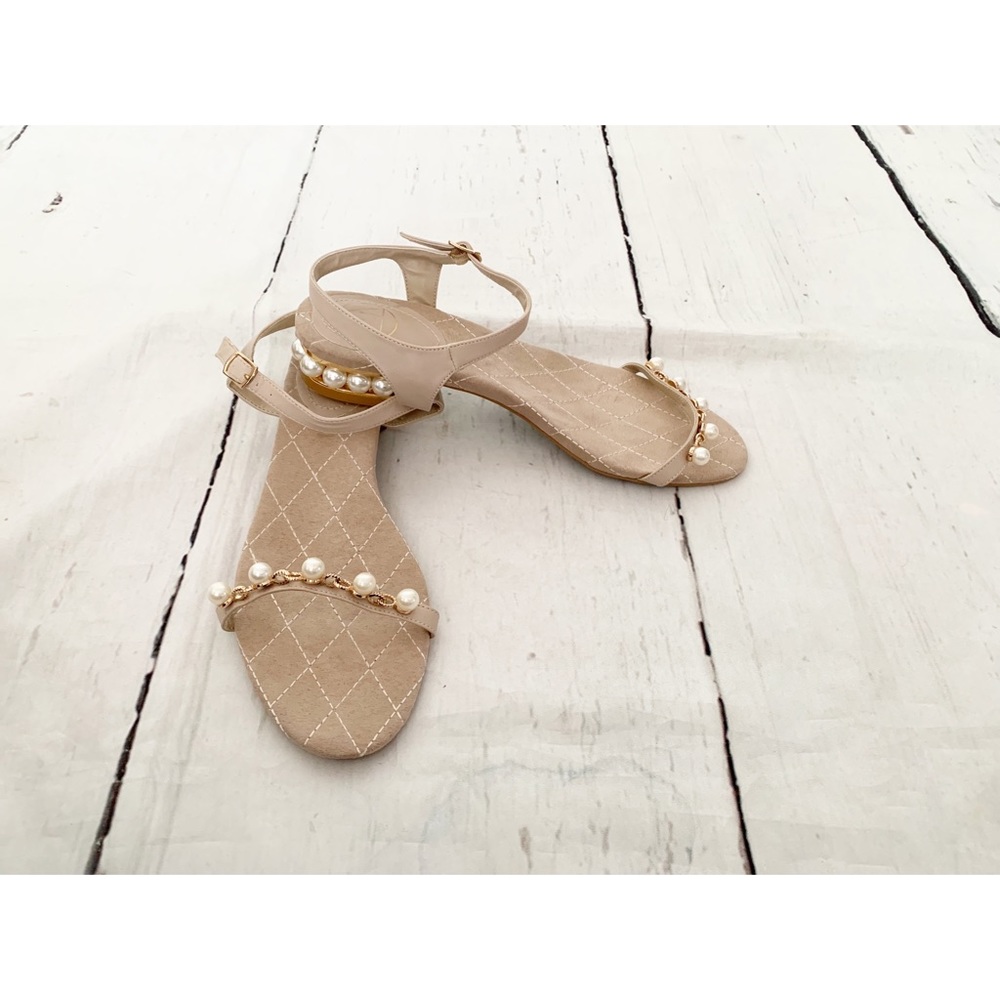 Missguided Tan Sandals with Pearls Size 8.5
